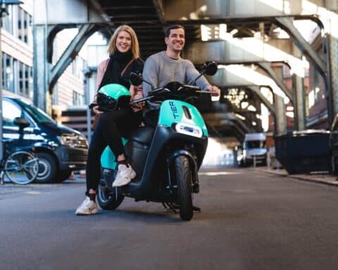 E-Scooter-Startup Tier kauft E-Mopeds von Bosch-Tochter auf