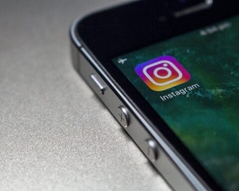 Laut Socialbakers erreicht Instagram ein größeres Publikum als Facebook