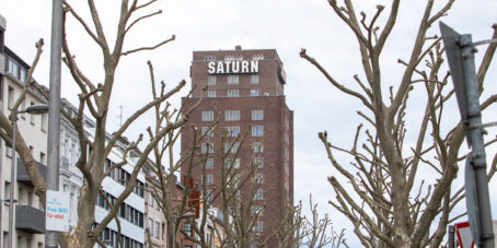 Hansahochhaus in Köln - Saturn-Gründer