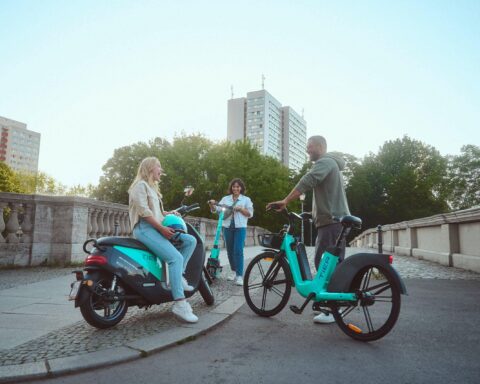 TIER-Gründer: Auf E-Scootern durch die Welt